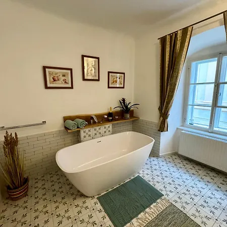 Maison Apartment
